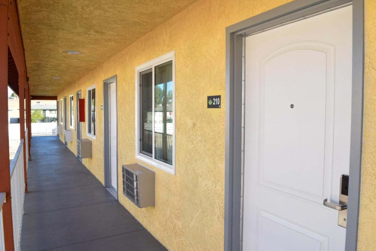 Mojave Inn Victorville Esterno foto